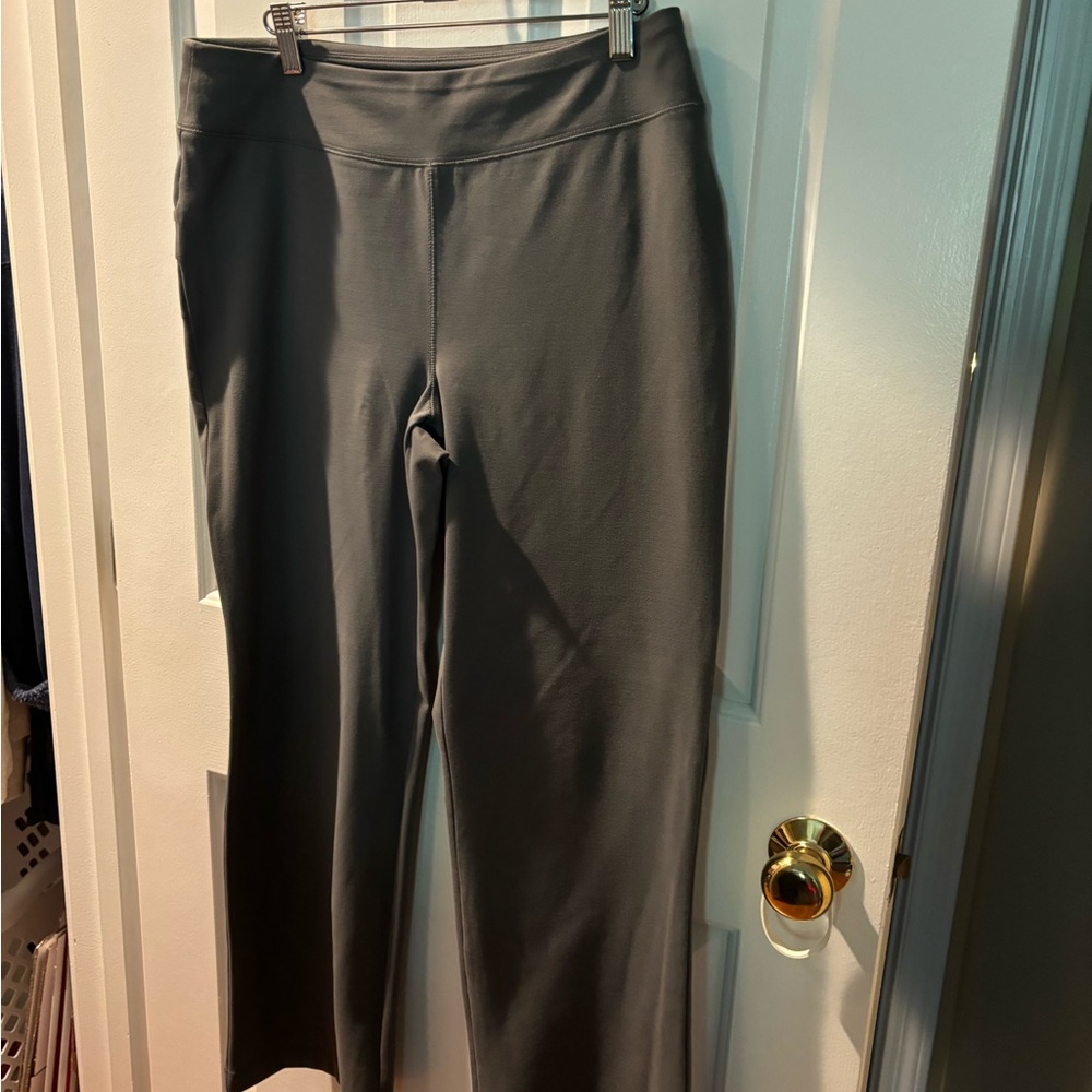 Lands End Starfish grey pants!